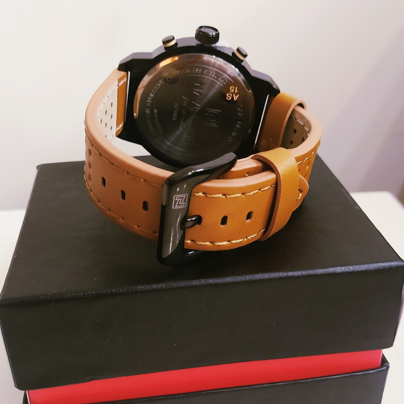 ساعت مچی عقربهای مردانه نیوی فورس مدل NF9068L