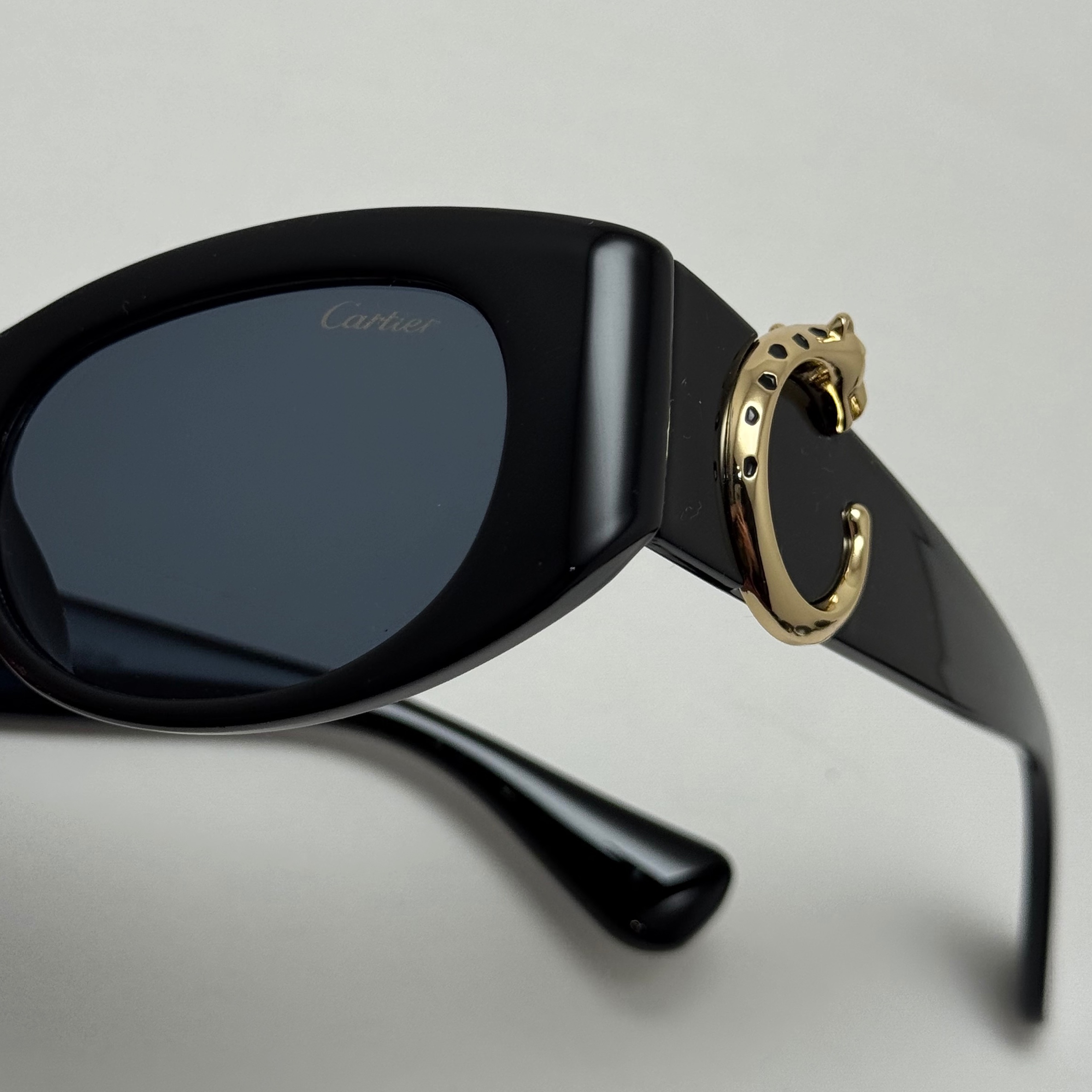 عینک آفتابی زنانه لاکچری کارتیر Panthere De Cartier تمام مشکی