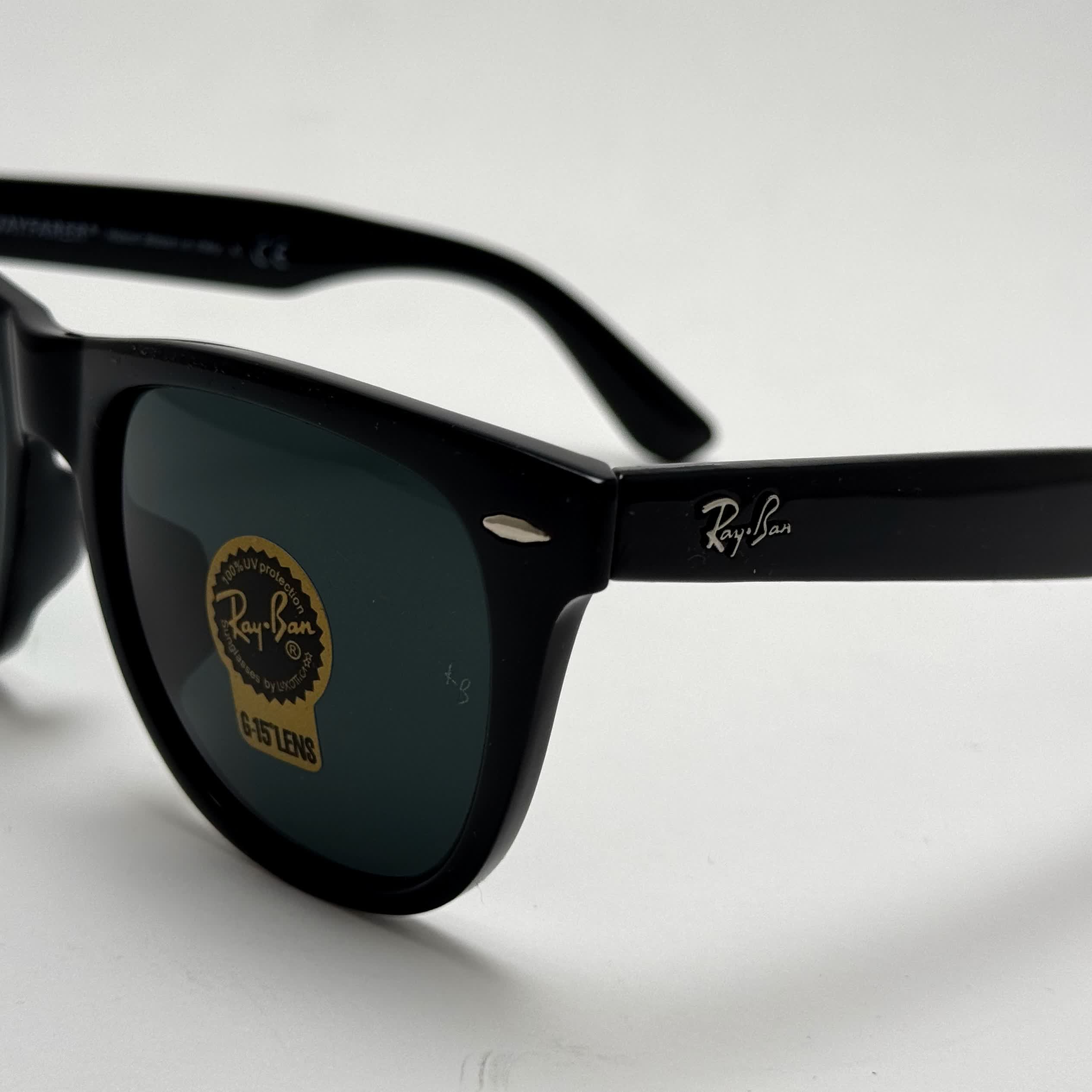 عینک آفتابی ریبن ویفرر شیشه سنگ مشکی براق به همراه پک کامل ریبن Rayban WAYFARER RB 2140 سایز 54