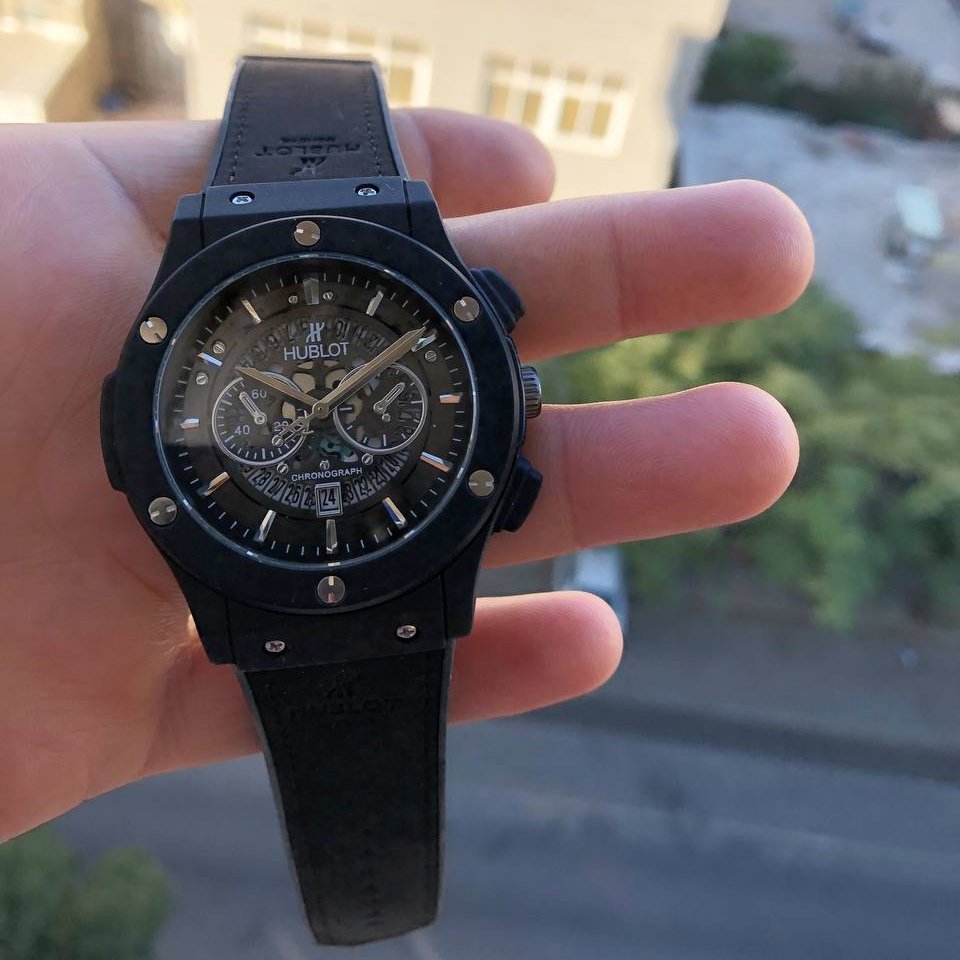 ساعت مچی مردانه هابلوت Hublot با ارسال و جعبه قفل و بدنه اصلی