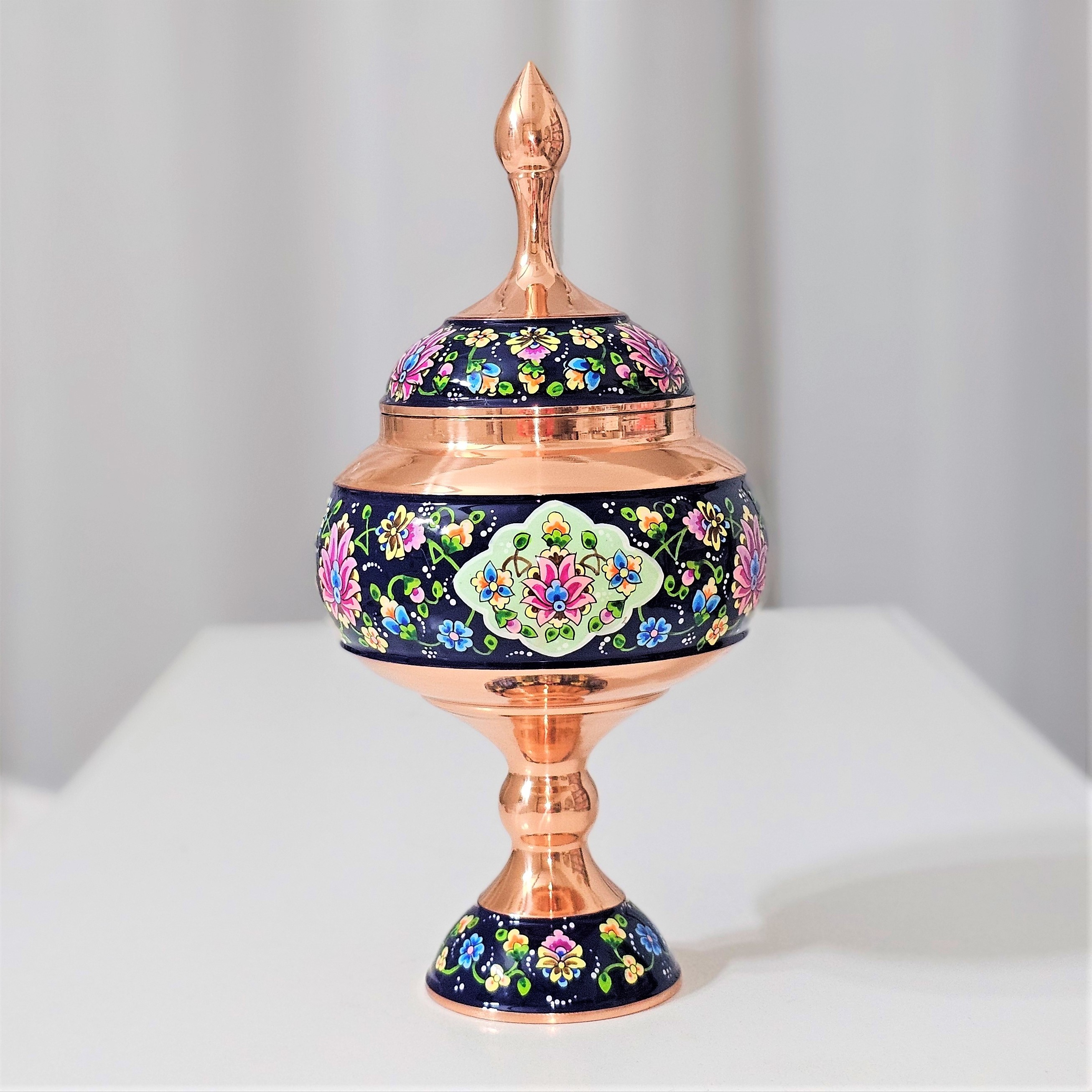 شکلات خوری پایه دار مس و پرداز ارتفاع 29