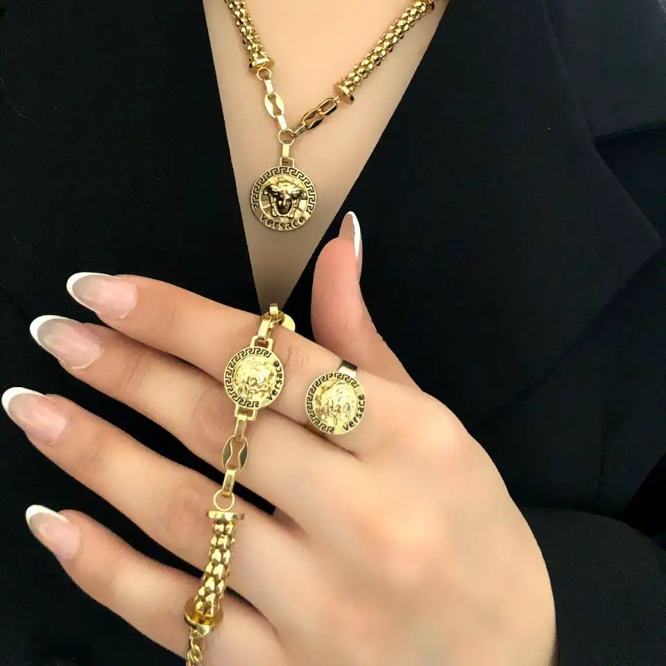 ست کامل مدل ورساچ آبکاری درجه یک ضد حساسیت رنگ ثابت کد zsm (پس کرایه)