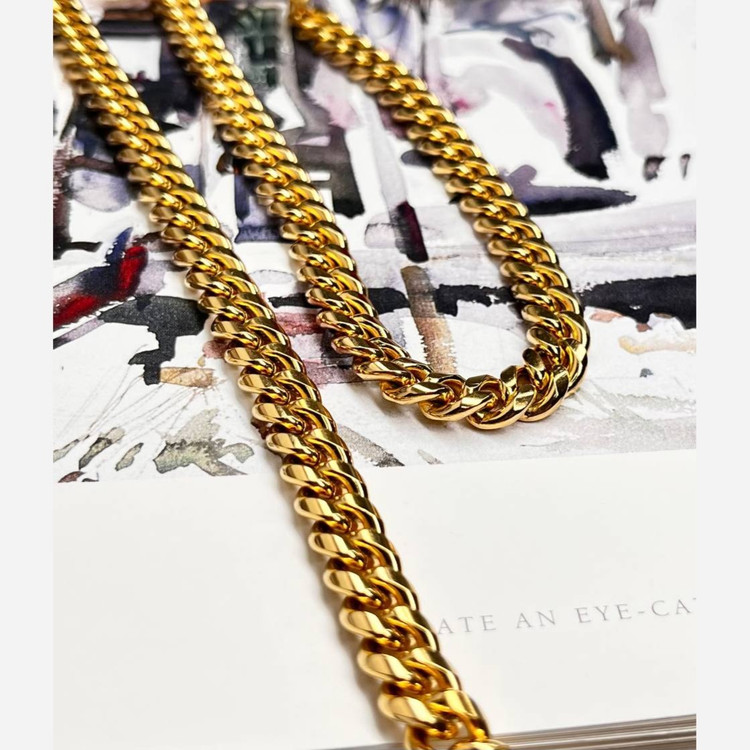 گردنبند مردانه مدل کارتیه Cartier جنس استیل عیار 316 رنگ کاملا ثابت کد ztk (پس کرایه)