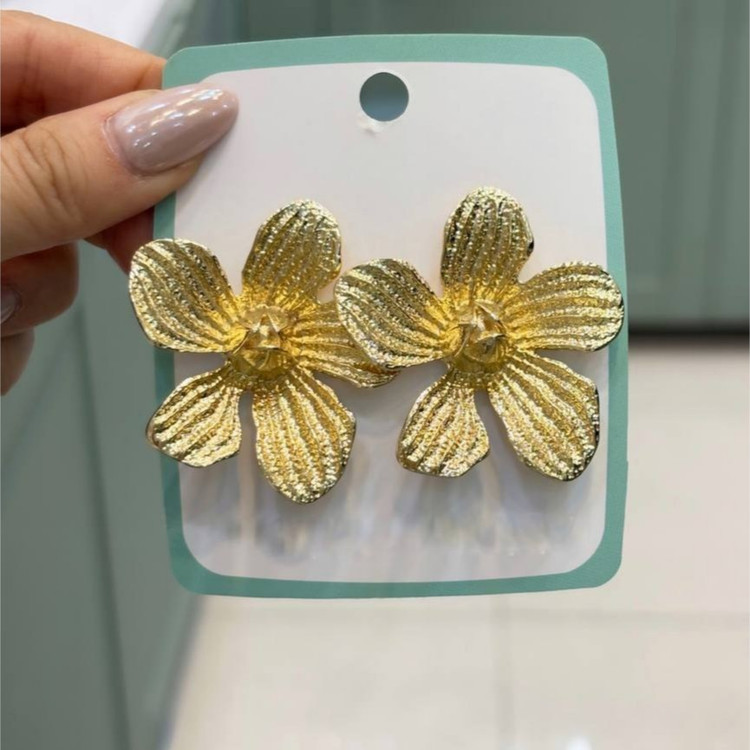 گوشواره آبکاری نقره مینیمال گل رنگ کاملا ثابت کد gy (پس کرایه) (پس کرایه)