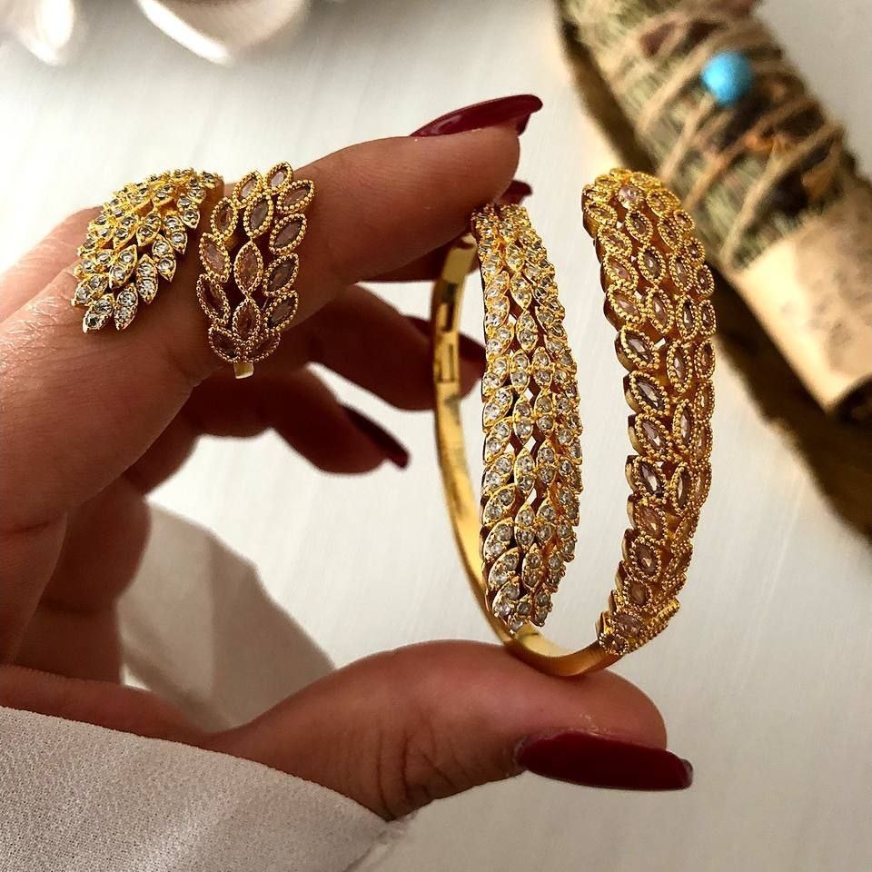 ست دستبند و انگشتر نگین جواهری طرح خوشه گندمی رنگ کاملا ثابت کد sm (پس کرایه)