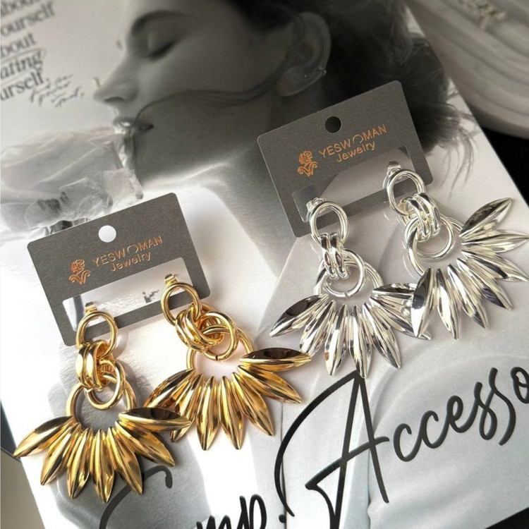 گوشواره آبکاری نقره طرح مینیمال حلقه خورشید رنگ ثابت کد sm (پس کرایه)