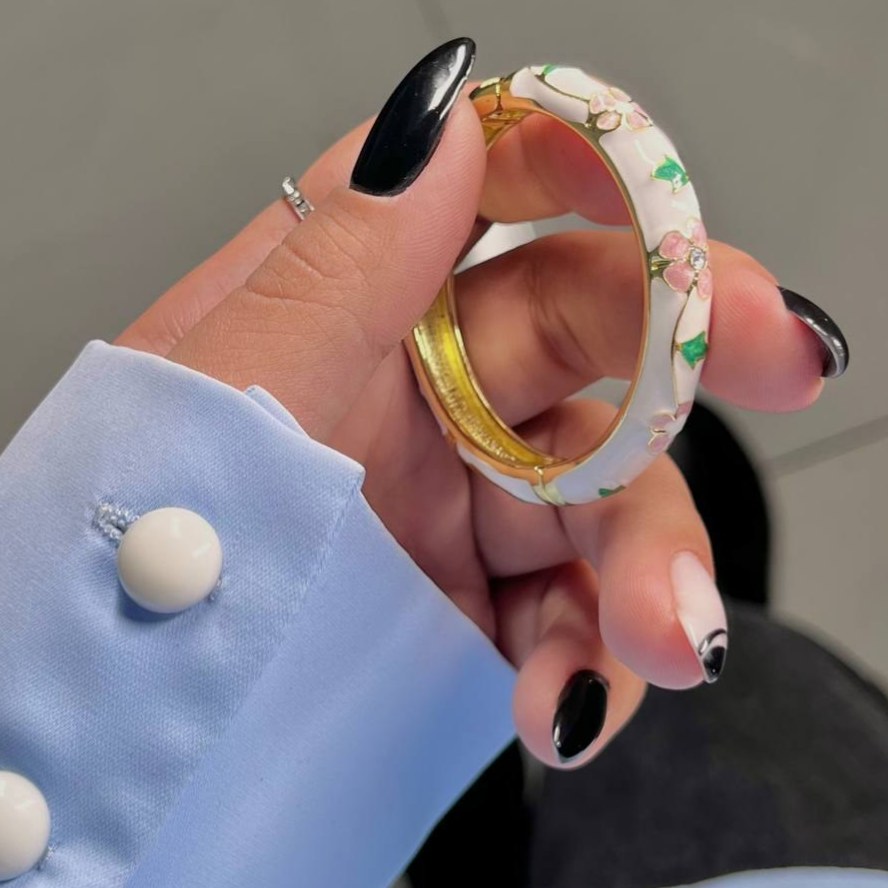 دستبند بنگل میناکاری شده بچه گانه و دخترانه مدل النگویی قفلی رنگ ثابت تنوع مدل