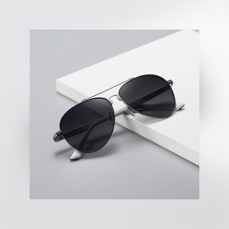 عینک آفتابی خلبانی پلاریزه آلبرت وگ مدل JS8528C05-P120 Polarized Flex