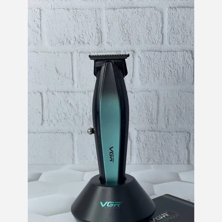 ماشین اصلاح صفر زن خط زن وی جی آر V-992شاهکاری از وی جی آر 9000 دور در دقیقه.
