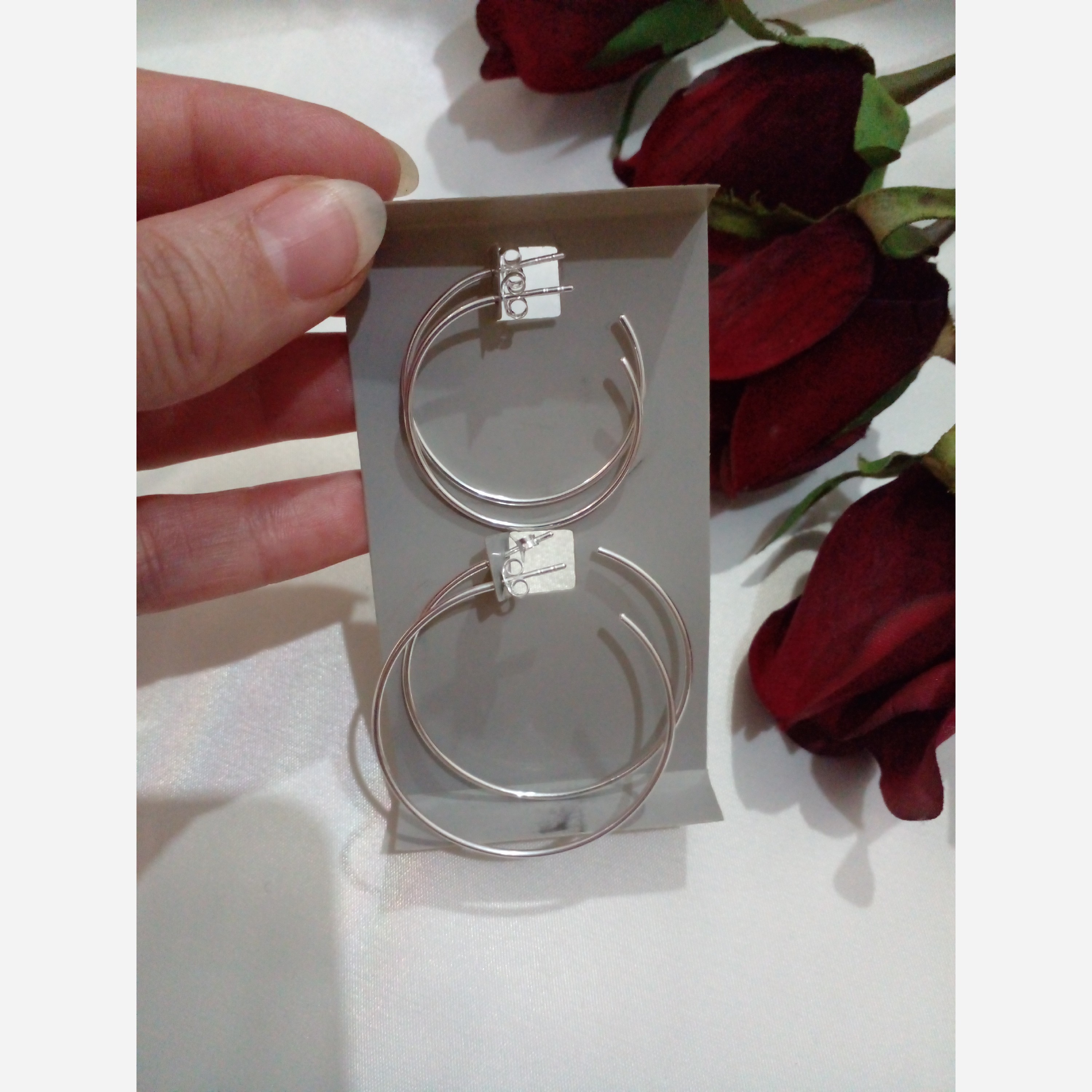 گوشواره حلقه ایی نقره در دوسایز با حک عیار 925