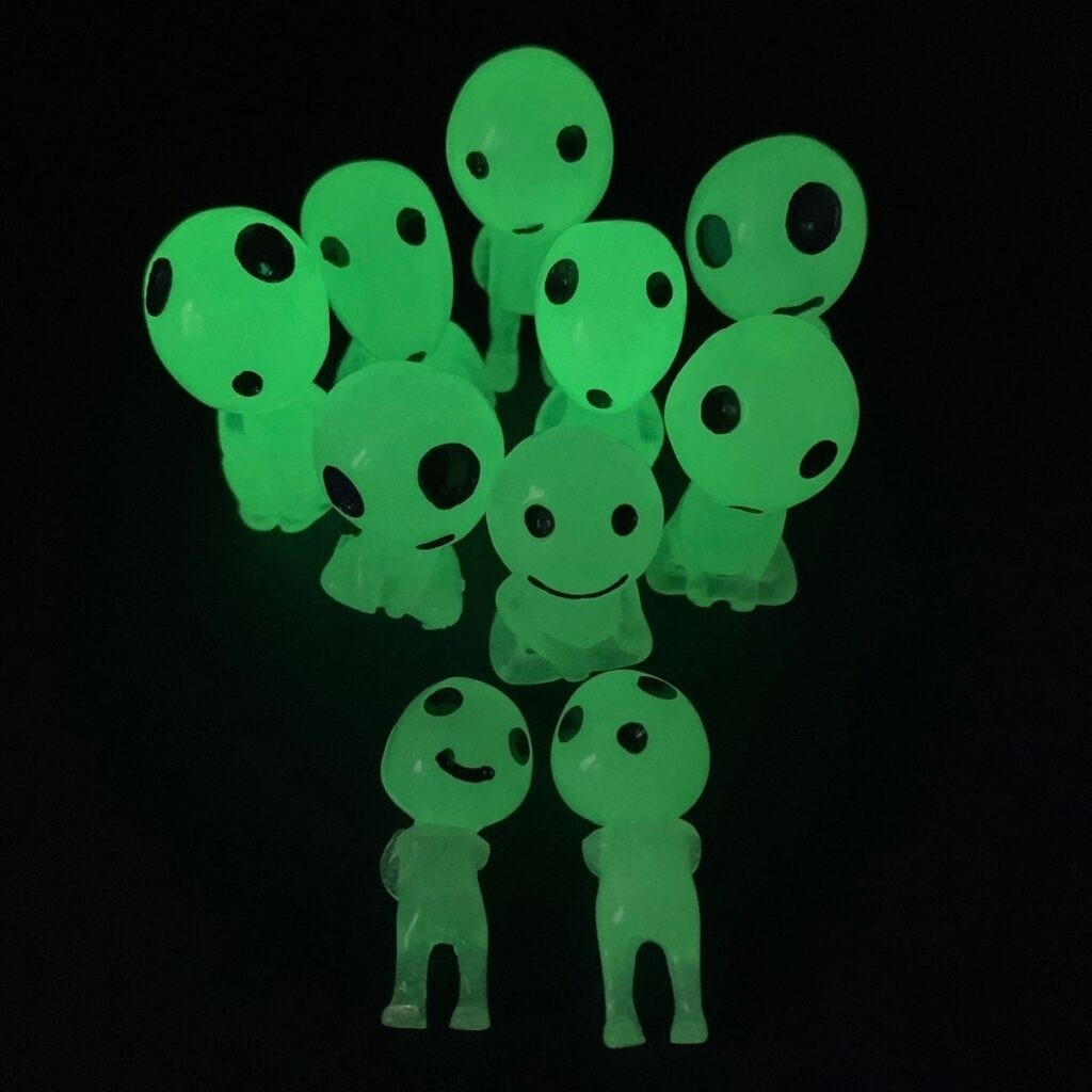 پک 10 عددی کوداما ارواح جنگل مومونوکه کیوت پینترستی فانتزی خاص و جذاب اکسسوری تزیین اتاق گلدان ماشین کادو هدیه