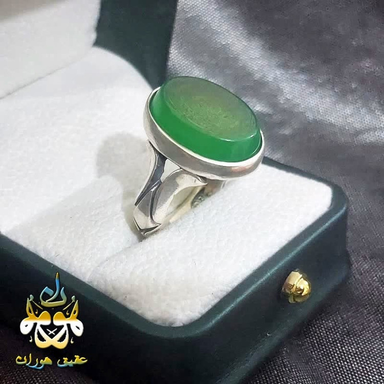 انگشتر عقیق سبز اصل با حکاکی 16 ذکر