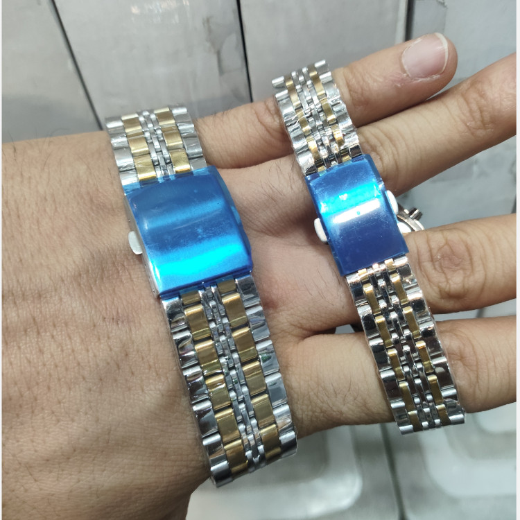 ساعت ست الگانس طرح سه موتور دورنگ طلایی نقره ای صفحه مشکی