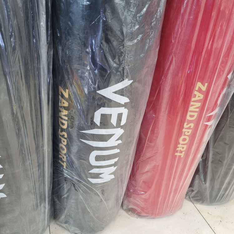 کیسه بوکس 1 متری VENUM